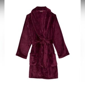 Victorias Secret Short Cozy Robes. NWT